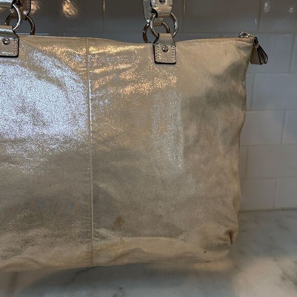 Coach Poppy Daisy Signature Logo Metallic Leather XL Tote Shoulder Bag - Picture 5 of 15